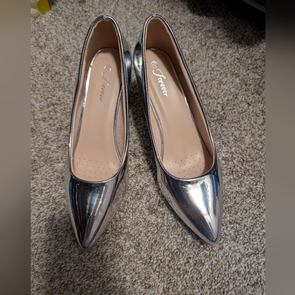 Silver Metallic Heels - Picture 2 of 4
